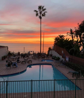 Ocean Views Moonlight Beach Ocean Deck Pool Hot Tub